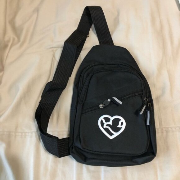 Nebraska Methodist Hospital Black Sling Bag with Heart Dove Design - Picture 1 of 8